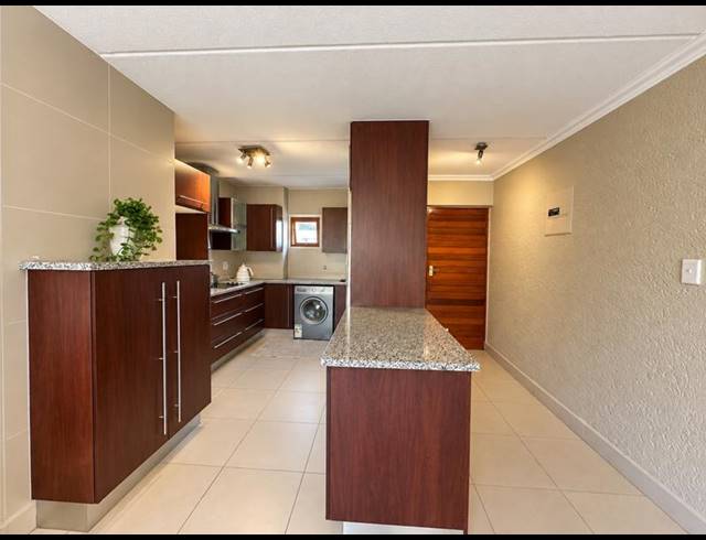 2 BEDROOM APARTMENT FOR SALE IN SANDTON CENTRAL